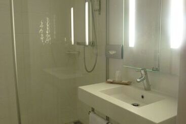هتل Best Western Plus D Europe Et D Angleterre