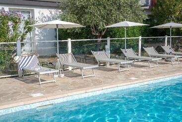 هتل Best Western Plus  La Marina