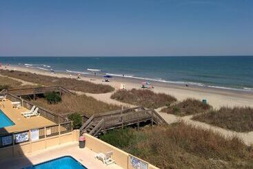 هتل Days Inn By Wyndham Myrtle Beachbeach Front