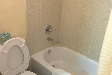 هتل Days Inn By Wyndham Myrtle Beachbeach Front