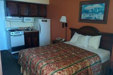 هتل Days Inn By Wyndham Myrtle Beachbeach Front