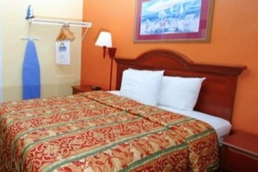 هتل Days Inn By Wyndham Myrtle Beachbeach Front