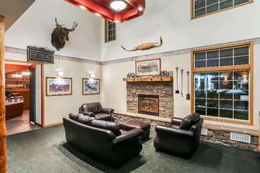 هتل Days Inn By Wyndham West Yellowstone