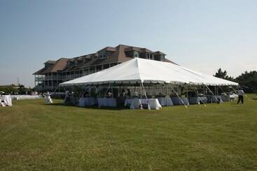 هتل The First Colony Inn