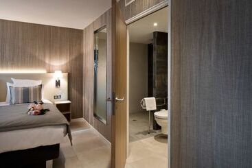 Golden Tulip Sophia Antipolis   Hotel & Spa