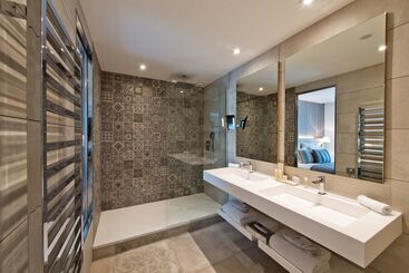 Golden Tulip Sophia Antipolis   Hotel & Spa