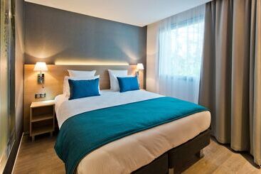 Golden Tulip Sophia Antipolis   Hotel & Spa
