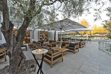 Golden Tulip Sophia Antipolis   Hotel & Spa