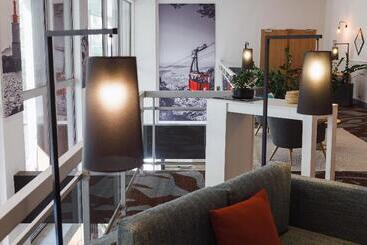 هتل Holiday Inn Toulon City Centre, An Ihg