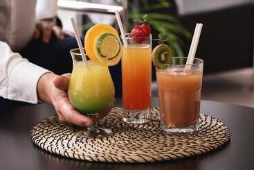 هتل Holiday Inn Toulon City Centre, An Ihg