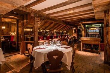 هتل Hôtel Le Blizzard