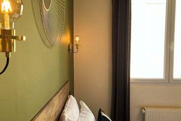 هتل Hôtel Rive Sud