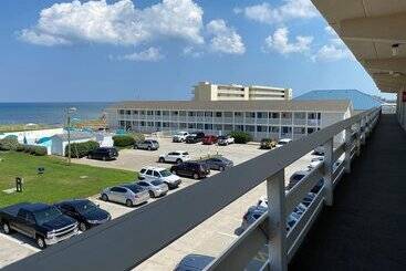 هتل Mariner Inn And Suites