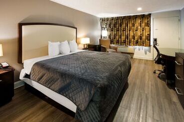 هتل Knights Inn Fayetteville   Fort Bragg