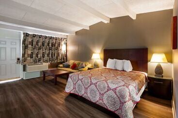 هتل Knights Inn Fayetteville   Fort Bragg