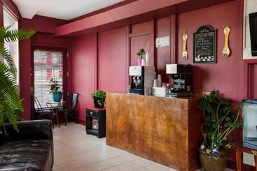 هتل Knights Inn Fayetteville   Fort Bragg