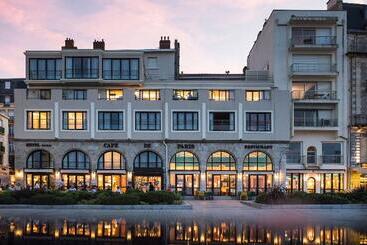 هتل Le Cafe De Paris