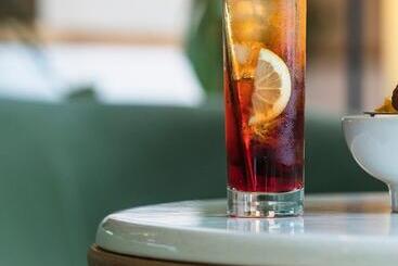 هتل Le Cafe De Paris