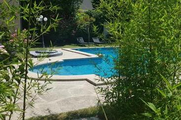 هتل Mas Angelussi   Le Clos Du Soleil