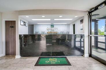 هتل Quality Inn Greenville Near University