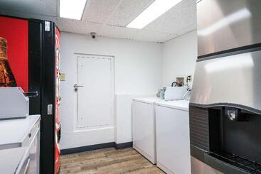 هتل Quality Inn Greenville Near University