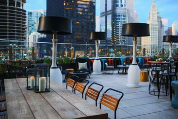 هتل Renaissance Chicago Downtown