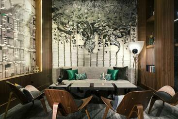 هتل Renaissance Chicago Downtown