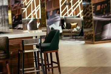 هتل Renaissance Chicago Downtown