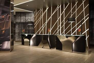 هتل Renaissance Chicago Downtown