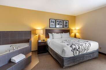 هتل Sleep Inn & Suites