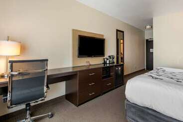 هتل Sleep Inn & Suites