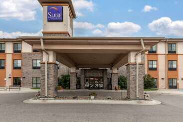 هتل Sleep Inn & Suites