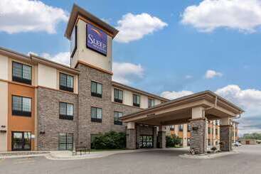 هتل Sleep Inn & Suites