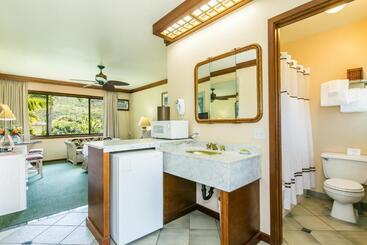 هتل Kauai Inn