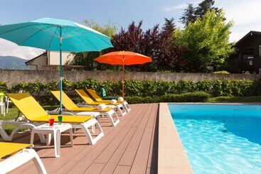 Logis Hotel Arc En Ciel