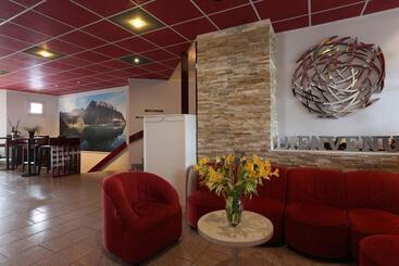 Logis Hotel Arc En Ciel