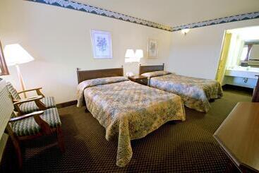 汽车旅馆  Americas Best Value Inn Roxboro