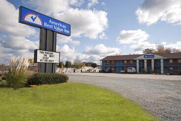 汽车旅馆  Americas Best Value Inn Roxboro