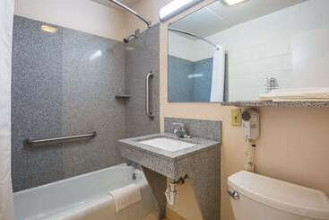 مُتل Rodeway Inn