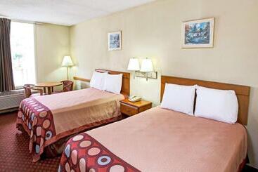 מוטל Super 8 By Wyndham Walterboro