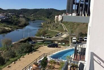 هتل Beira Rio