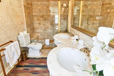 Celal Sultan Hotel Special Class