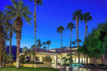 هتل Courtyard By Marriott Palm Springs