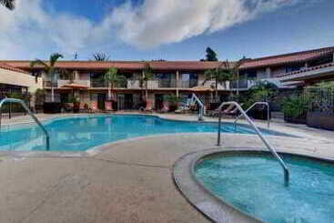 هتل Courtyard By Marriott San Diego Del Mar/solana Beach