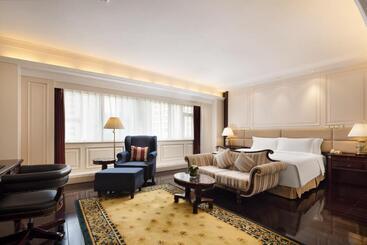 Crowne Plaza Hotel & Suites Landmark Shenzhen, An Ihg Hotel   Nearby Luohu Border, Indoor Heated Swi