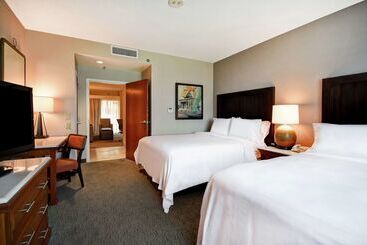 בית מלון כפרי Embassy Suites Little Rock