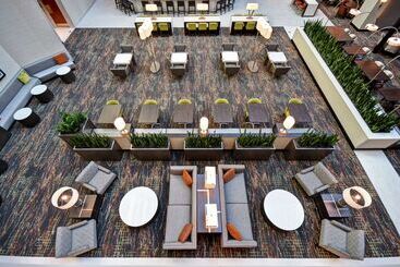 בית מלון כפרי Embassy Suites Little Rock