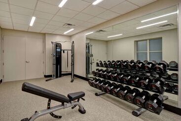 בית מלון כפרי Embassy Suites Little Rock