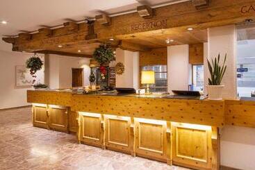 هتل Europa Suites St Moritz