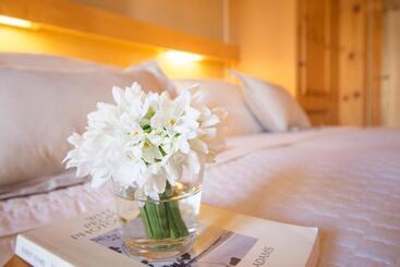 هتل Europa Suites St Moritz